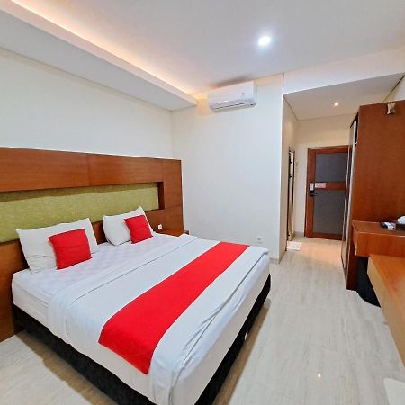 Dewi Uma House Hotel Denpasar  Exterior photo